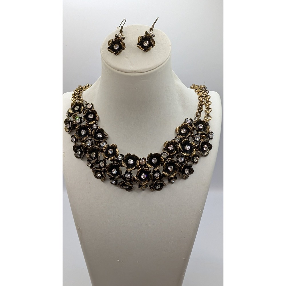 CJ Signed Gold Tone Black Floral Statement Necklace & Earring Set Rhinestone